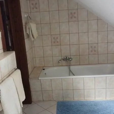 Rustikale Naturferienwohnung Auf Bauernhof In Alleinlage Naturluxus Appartement *
